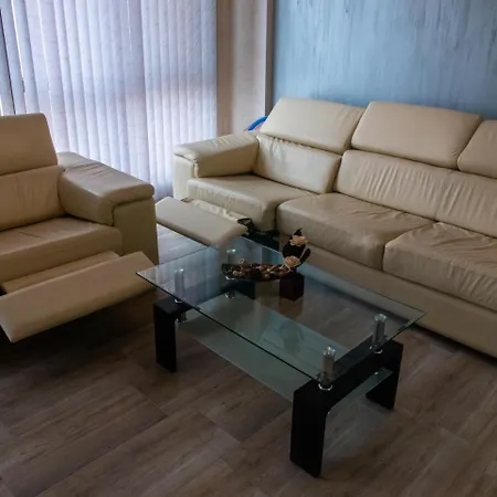 Boutique Maritsa Center With Garage Apartment
