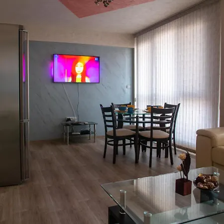 Boutique Maritsa Center With Garage * Plovdiv